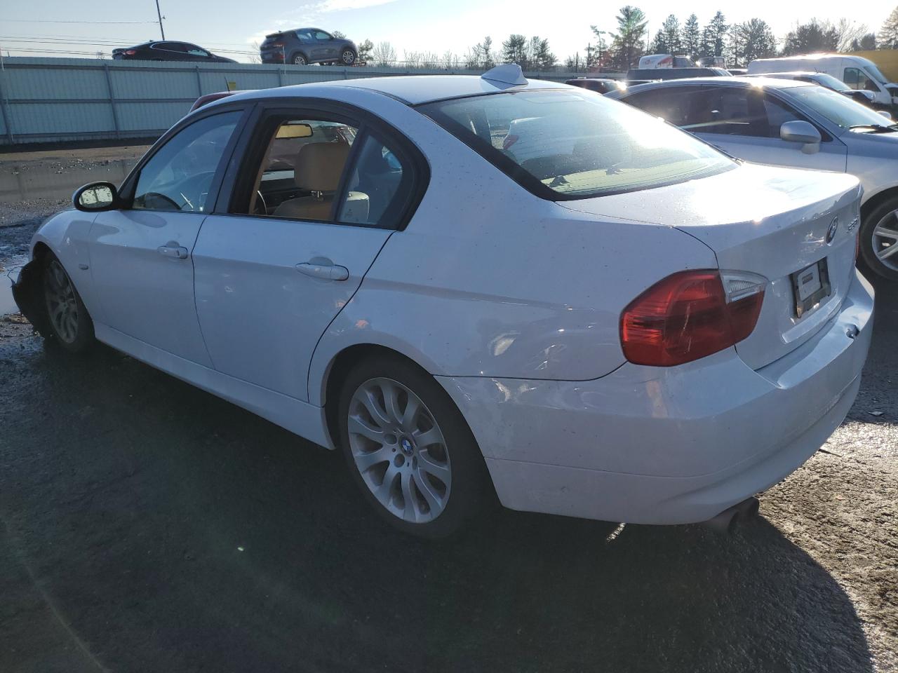 Image 2 of 2008 BMW 328 XI 2008 with VIN WBAVC935X8K038888