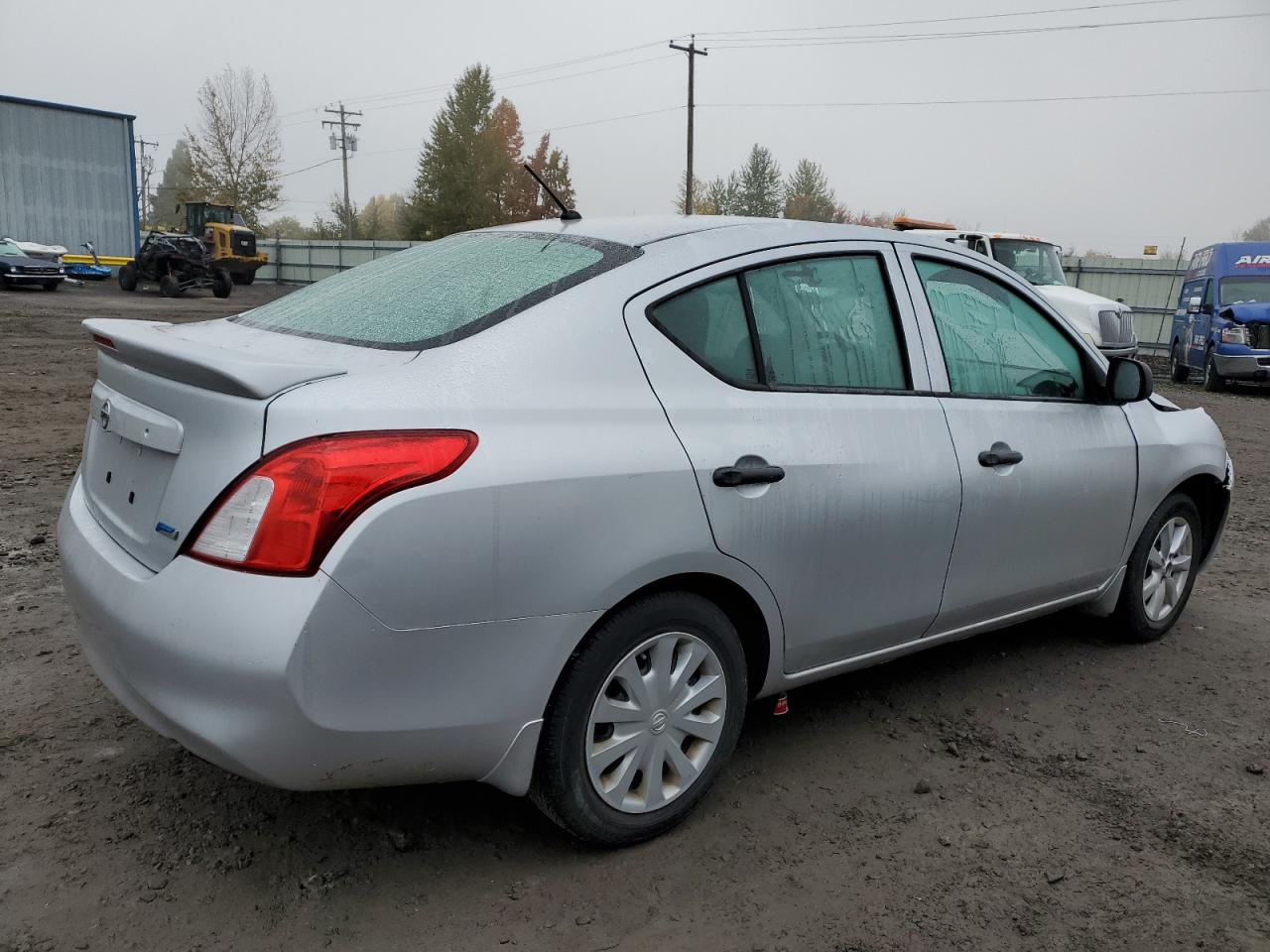 Изображение 3 2013 NISSAN VERSA S 2013 с VIN 3N1CN7AP5DL838264