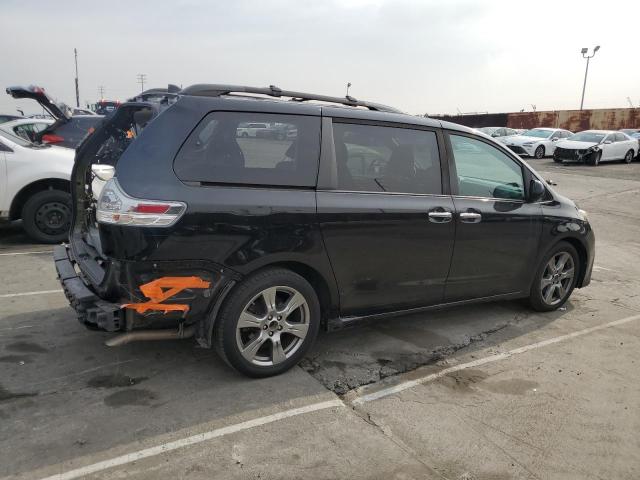 Obraz 3 z 2019 TOYOTA SIENNA SE 2019 z VIN 5TDXZ3DC5KS003129