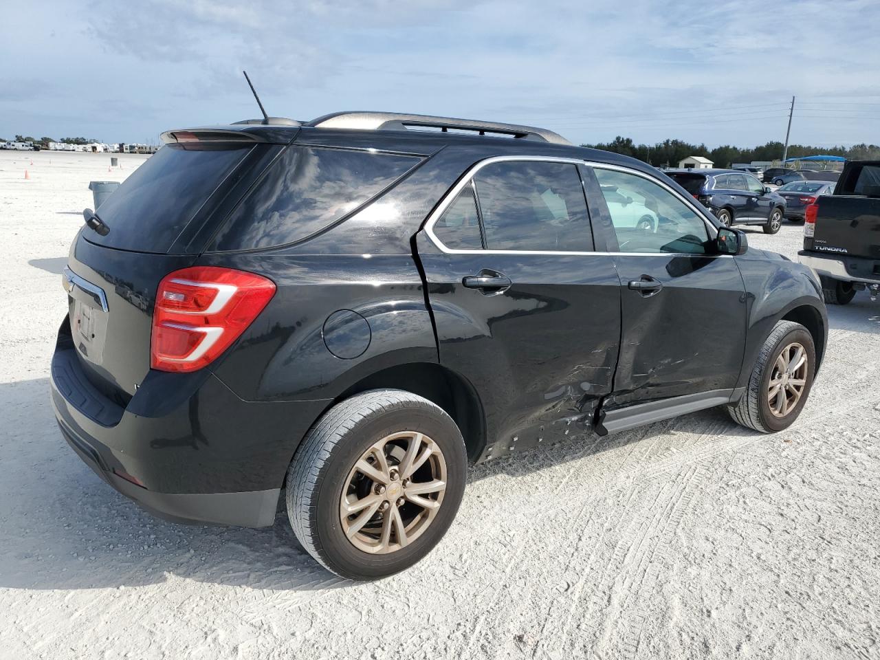 Image 3 of 2017 CHEVROLET EQUINOX LT 2017 with VIN 2GNALCEK2H6249854