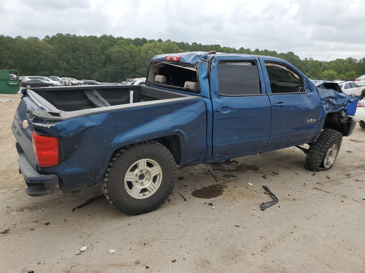 Image 3 of Chevrolet Silverado K1500 Lt 2018 with VIN 3GCUKREC9JG397420