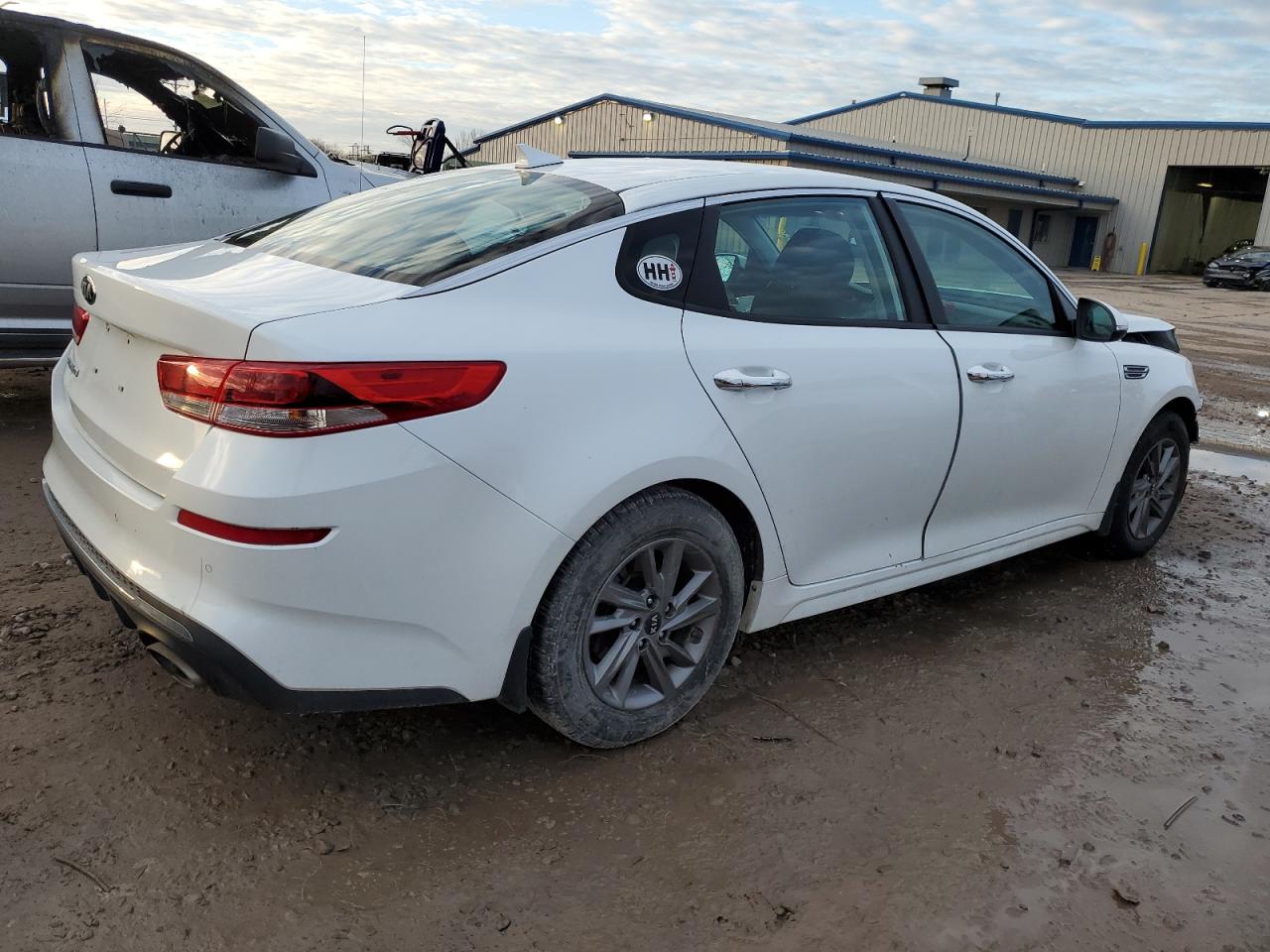 Image 3 of 2020 KIA OPTIMA LX 2020 with VIN 5XXGT4L38LG403441