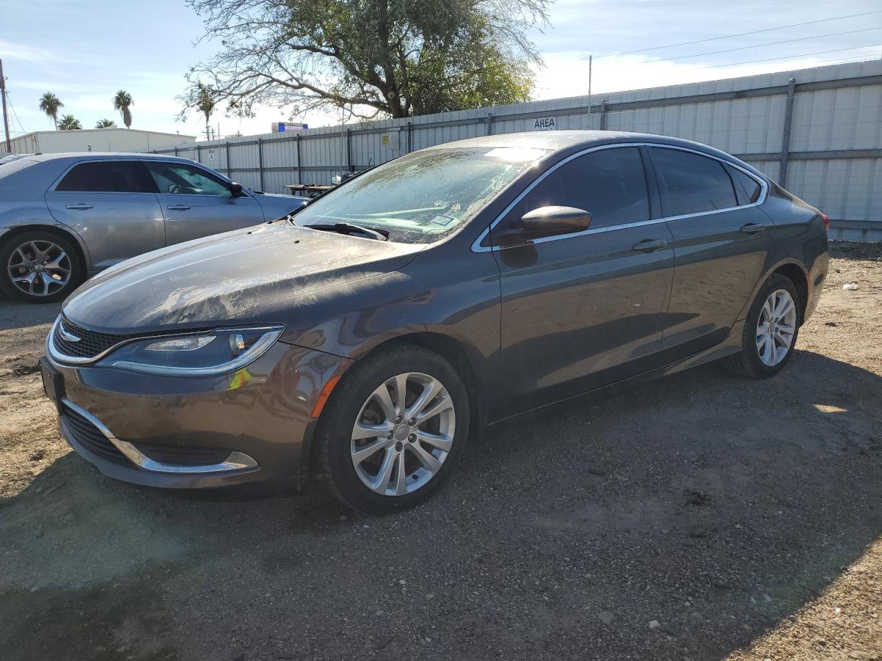 Image 1 of Chrysler 200 Limited 2016 with VIN 1C3CCCAB4GN109178