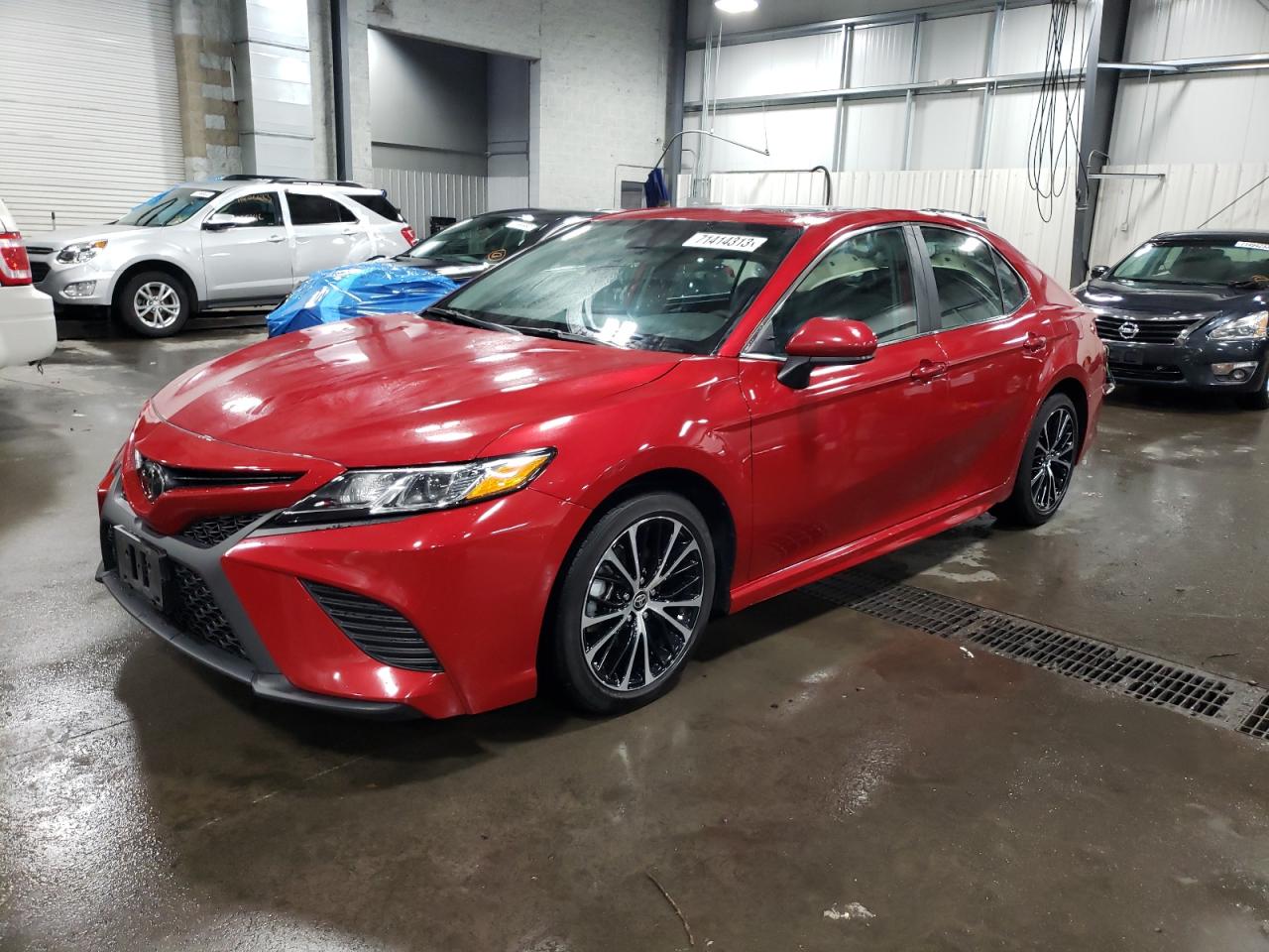 Obraz 1 z 2020 TOYOTA CAMRY SE 2020 z VIN 4T1G11AK2LU375253