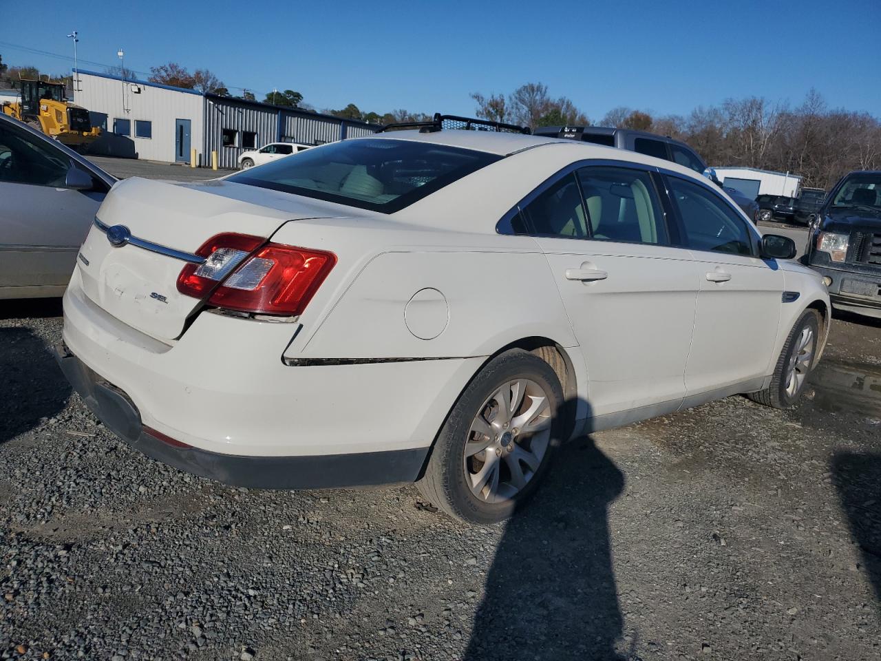 Obraz 3 z 2010 FORD TAURUS SEL 2010 z VIN 1FAHP2EWXAG133189