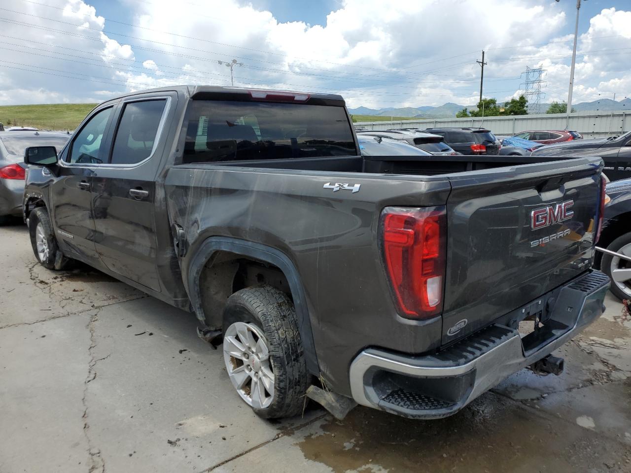 Изображение 2 2019 GMC SIERRA K1500 SLE 2019 с VIN 1GTU9BED8KZ367595