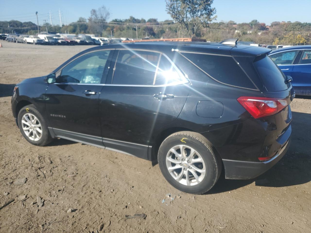 Изображение 2 2019 CHEVROLET EQUINOX LT 2019 с VIN 2GNAXUEV6K6285641