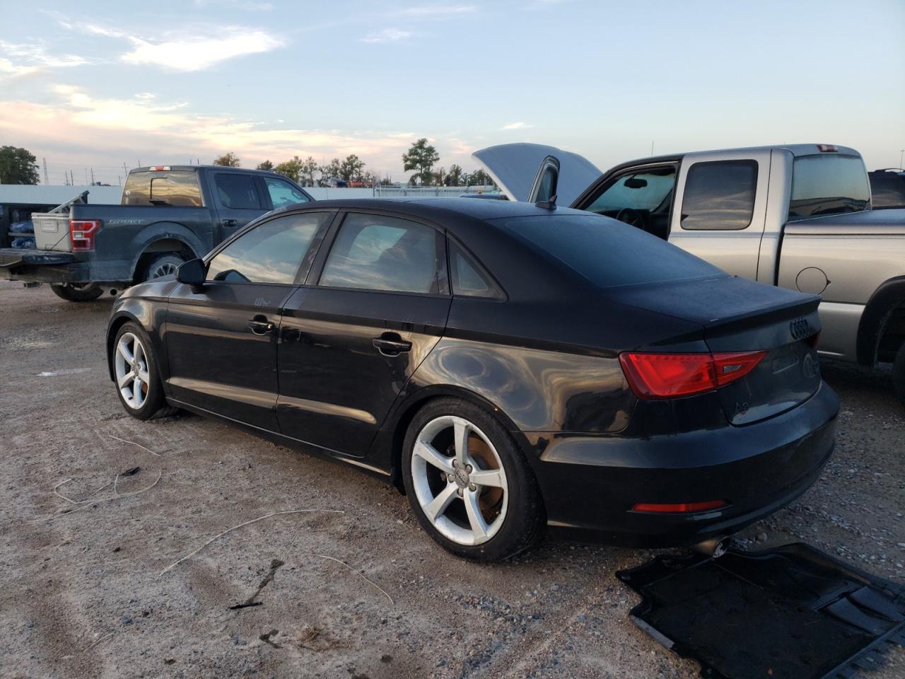 Изображение 2 2016 AUDI A3 PREMIUM 2016 с VIN WAUB8GFF1G1053099
