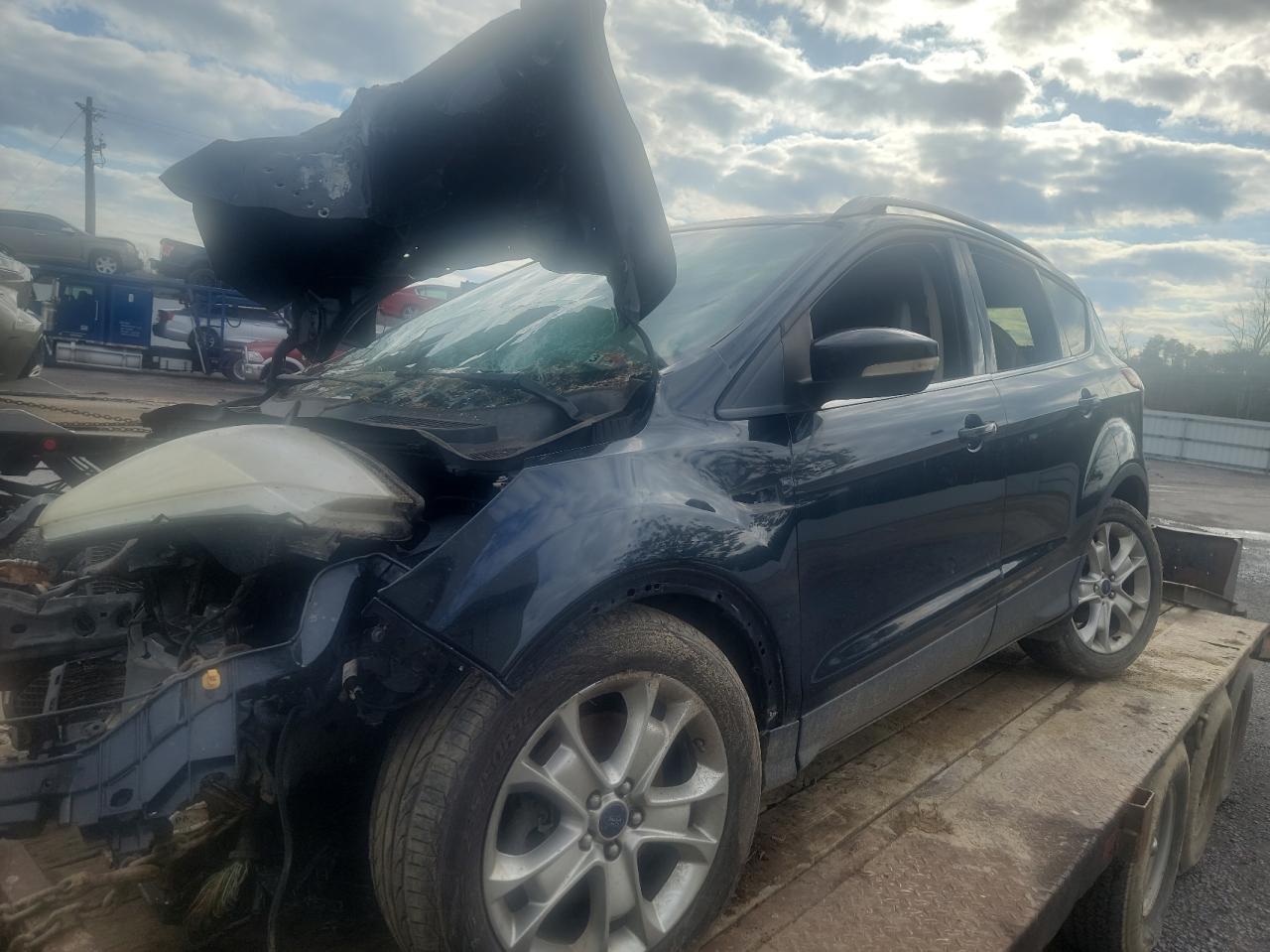 Image 2 of 2014 FORD ESCAPE TITANIUM 2014 with VIN 1FMCU9J95EUC57900