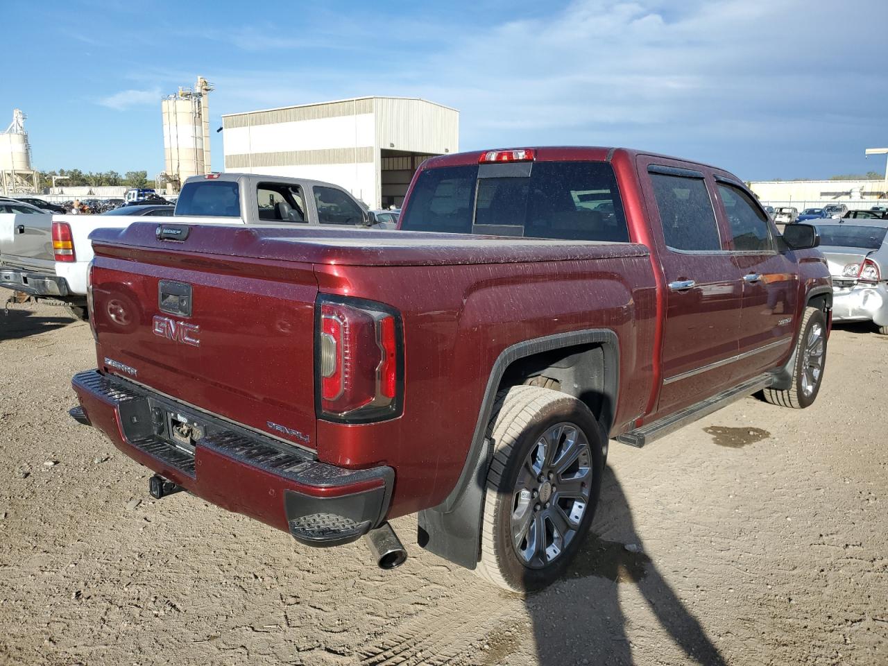 Image 3 of 2016 GMC SIERRA K1500 DENALI 2016 with VIN 3GTU2PEC5GG361611