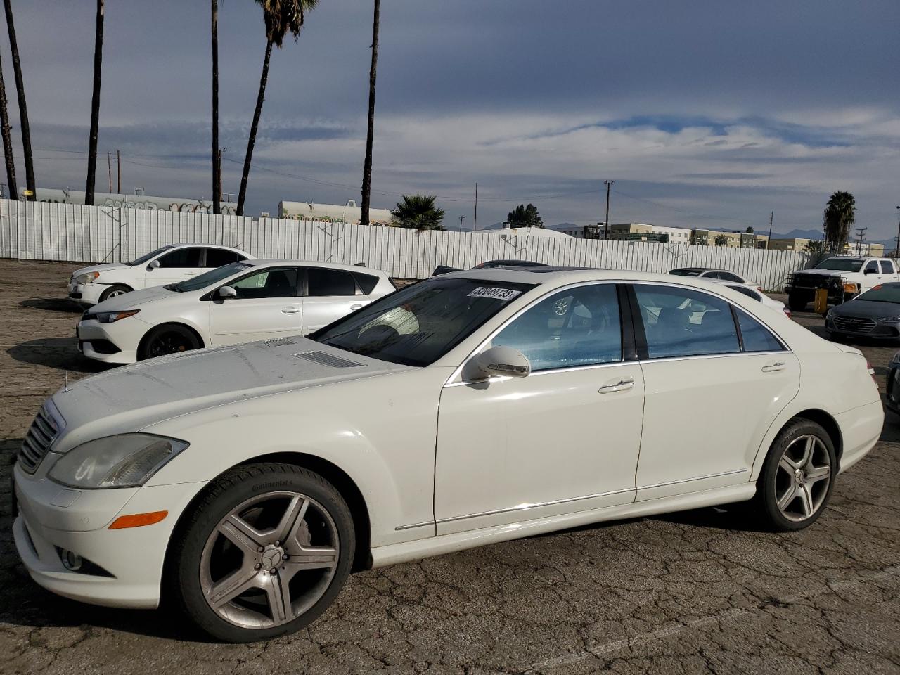 Image 1 of 2008 MERCEDES-BENZ S 550 2008 with VIN WDDNG71X48A185705