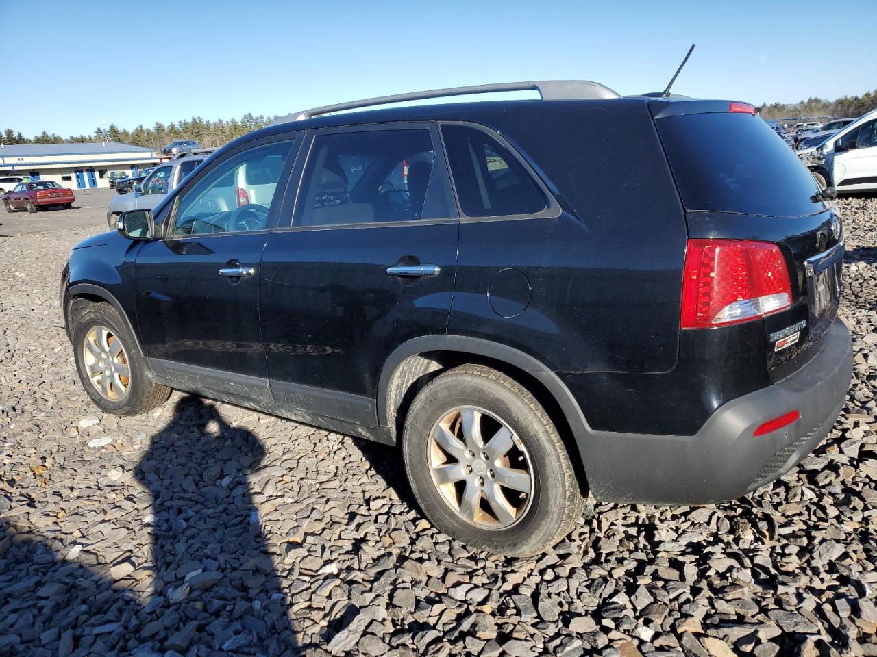 Obraz 2 z 2011 KIA SORENTO BASE 2011 z VIN 5XYKT4A19BG081706