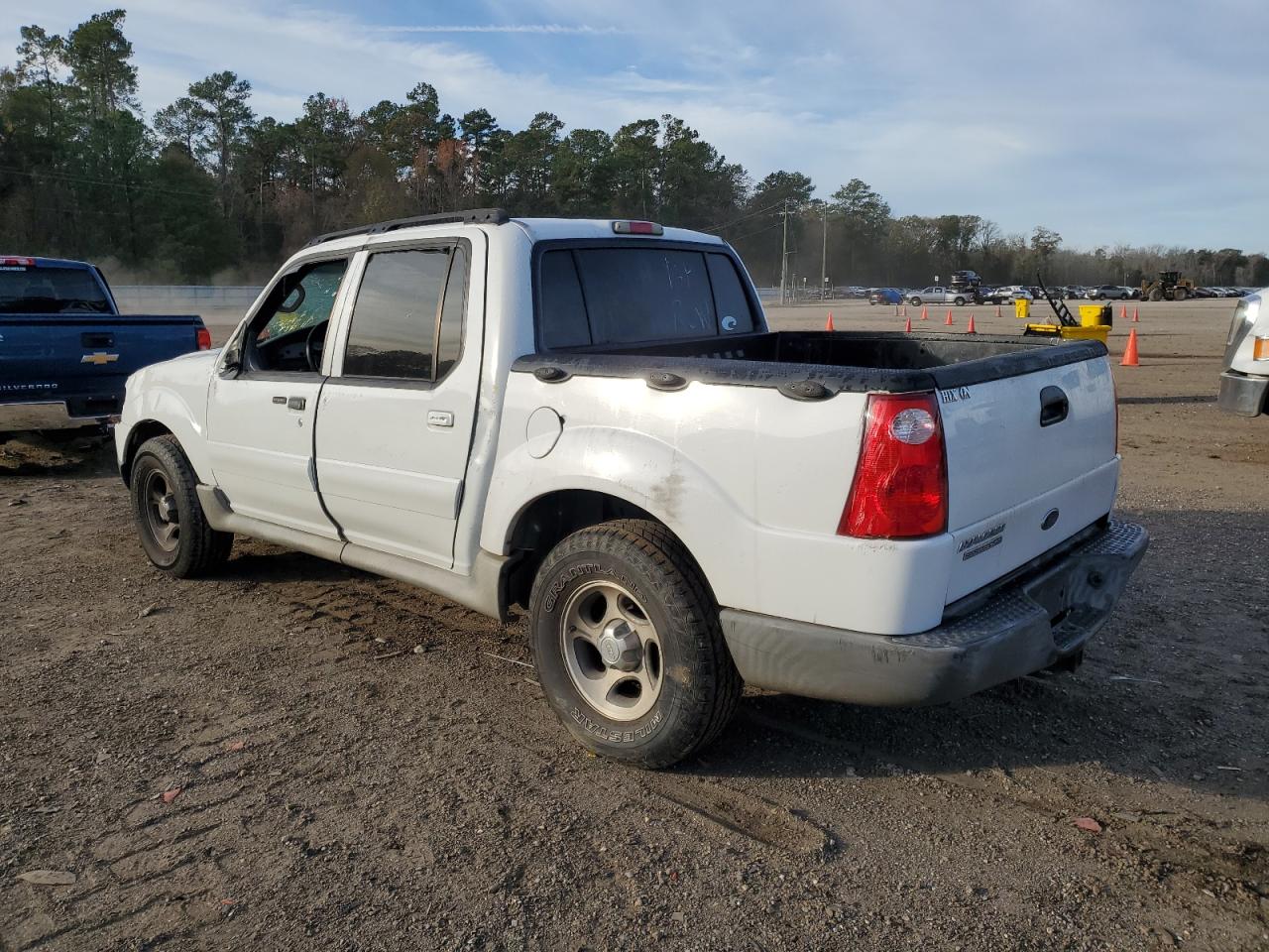Изображение 2 2005 FORD EXPLORER SPORT TRAC  2005 с VIN 1FMZU67K05UB81490