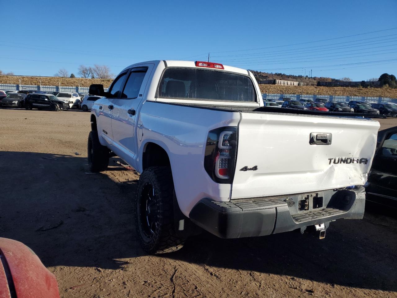 Obraz 2 z 2014 TOYOTA TUNDRA CREWMAX SR5 2014 z VIN 5TFDW5F16EX368632