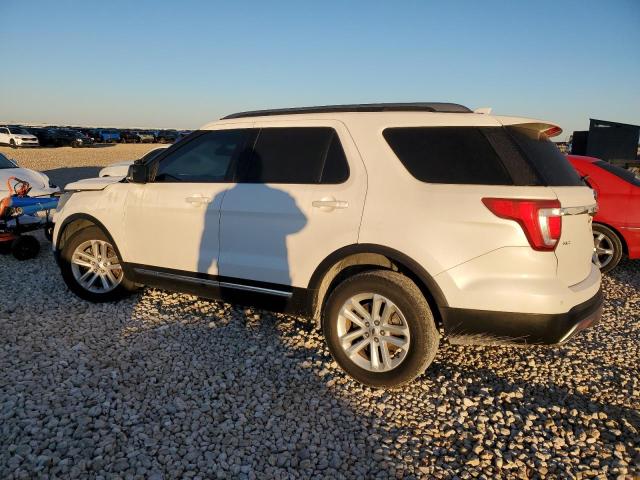 Image 2 of 2016 FORD EXPLORER XLT 2016 with VIN 1FM5K7D87GGC22931