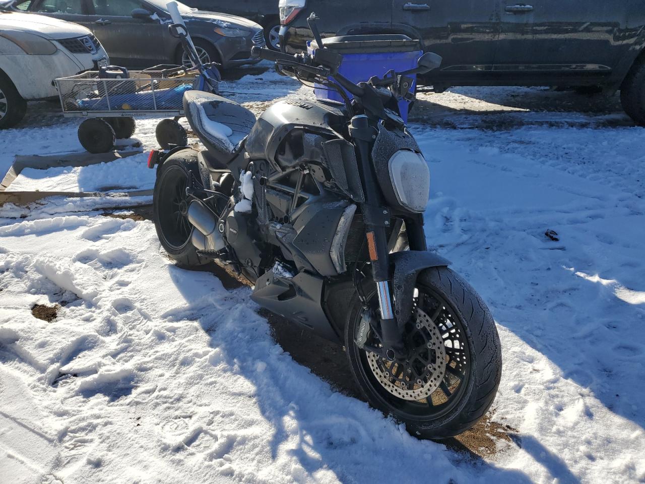 Image 1 of Ducati Diavel 1260 with VIN ZDMGAHRW3NB005677