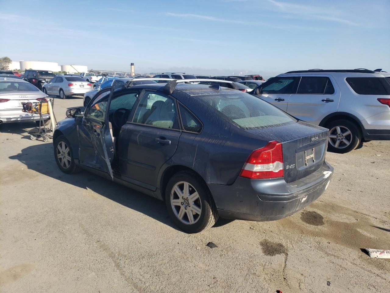 Изображение 2 2007 VOLVO S40 2.4I 2007 с VIN YV1MS382572274242