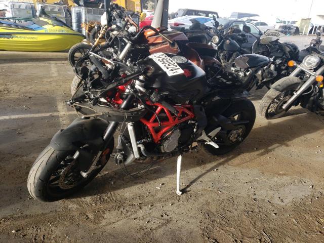 Obraz 2 z 2015 M. V. AGUSTA F3 800 2015 z VIN ZCGGEGNU3FV005083
