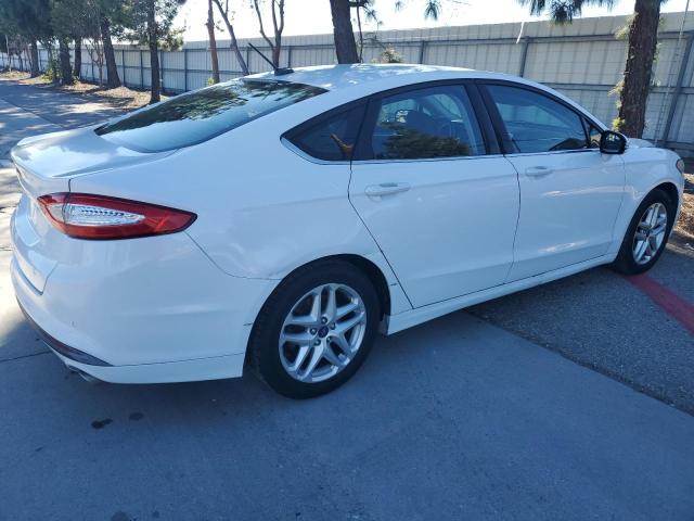Image 3 of 2016 FORD FUSION SE 2016 with VIN 3FA6P0H73GR206582