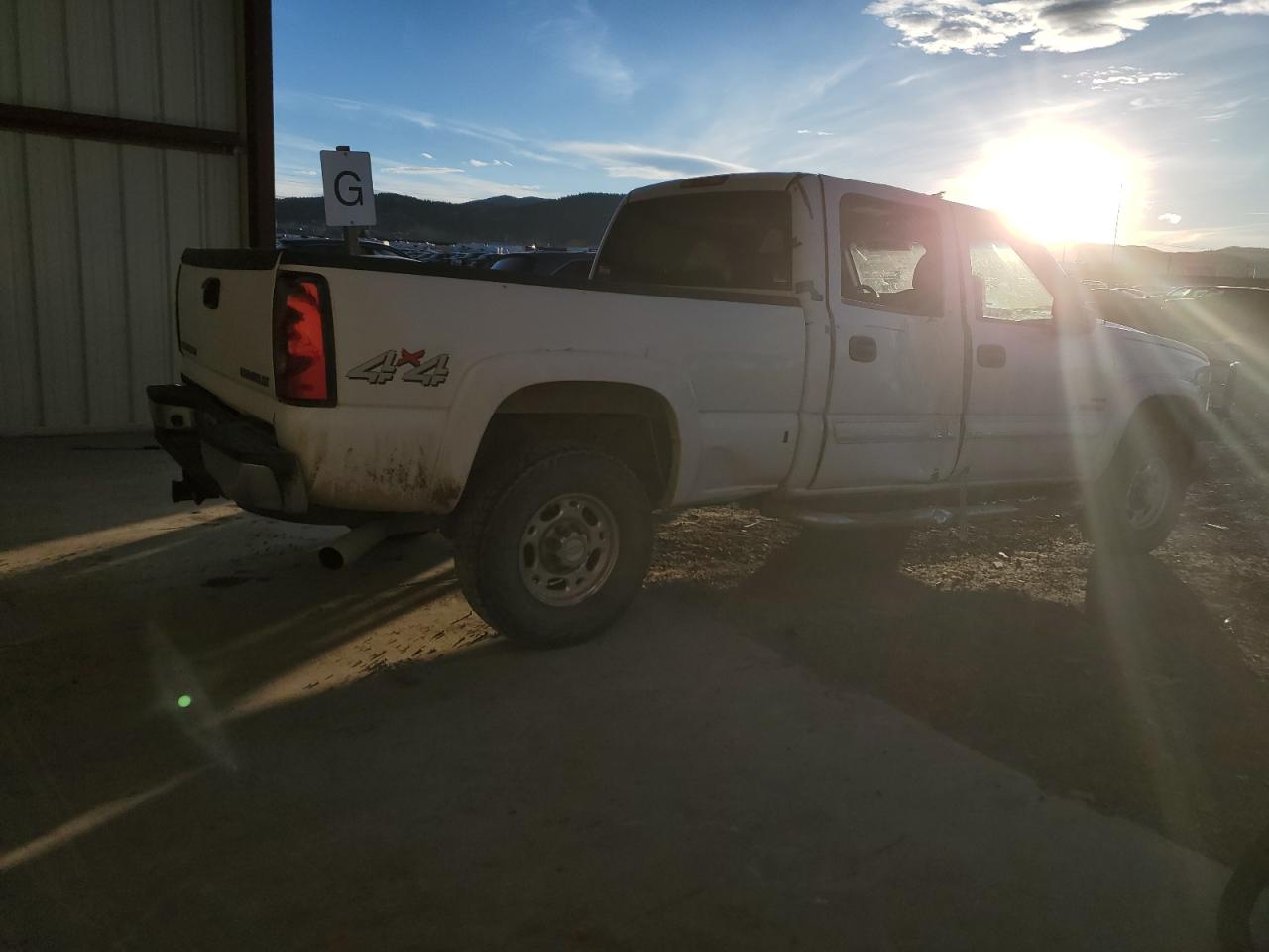 Изображение 3 2005 CHEVROLET SILVERADO K2500 HEAVY DUTY 2005 с VIN 1GCHK23285F914569