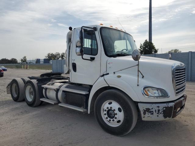 Image 1 of 2014 FREIGHTLINER M2 112 MEDIUM DUTY 2014 with VIN 1FUJC5DV2EHFV9245