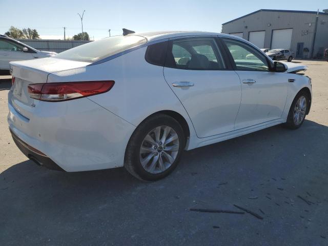 Image 3 of 2016 KIA OPTIMA EX 2016 with VIN 5XXGU4L35GG088911