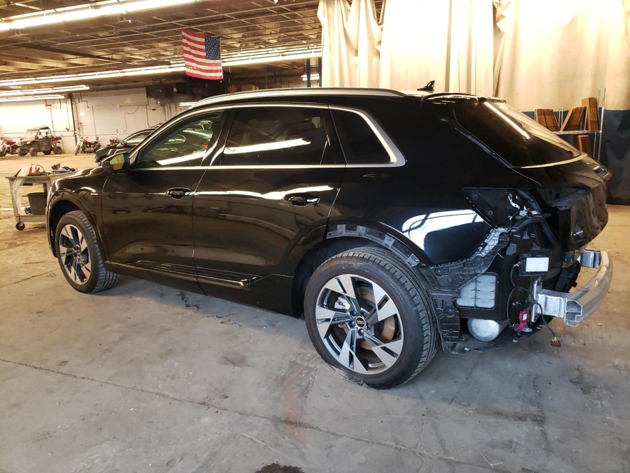 Image 2 of 2021 AUDI E-TRON PRESTIGE 2021 with VIN WA1VAAGE0MB017072