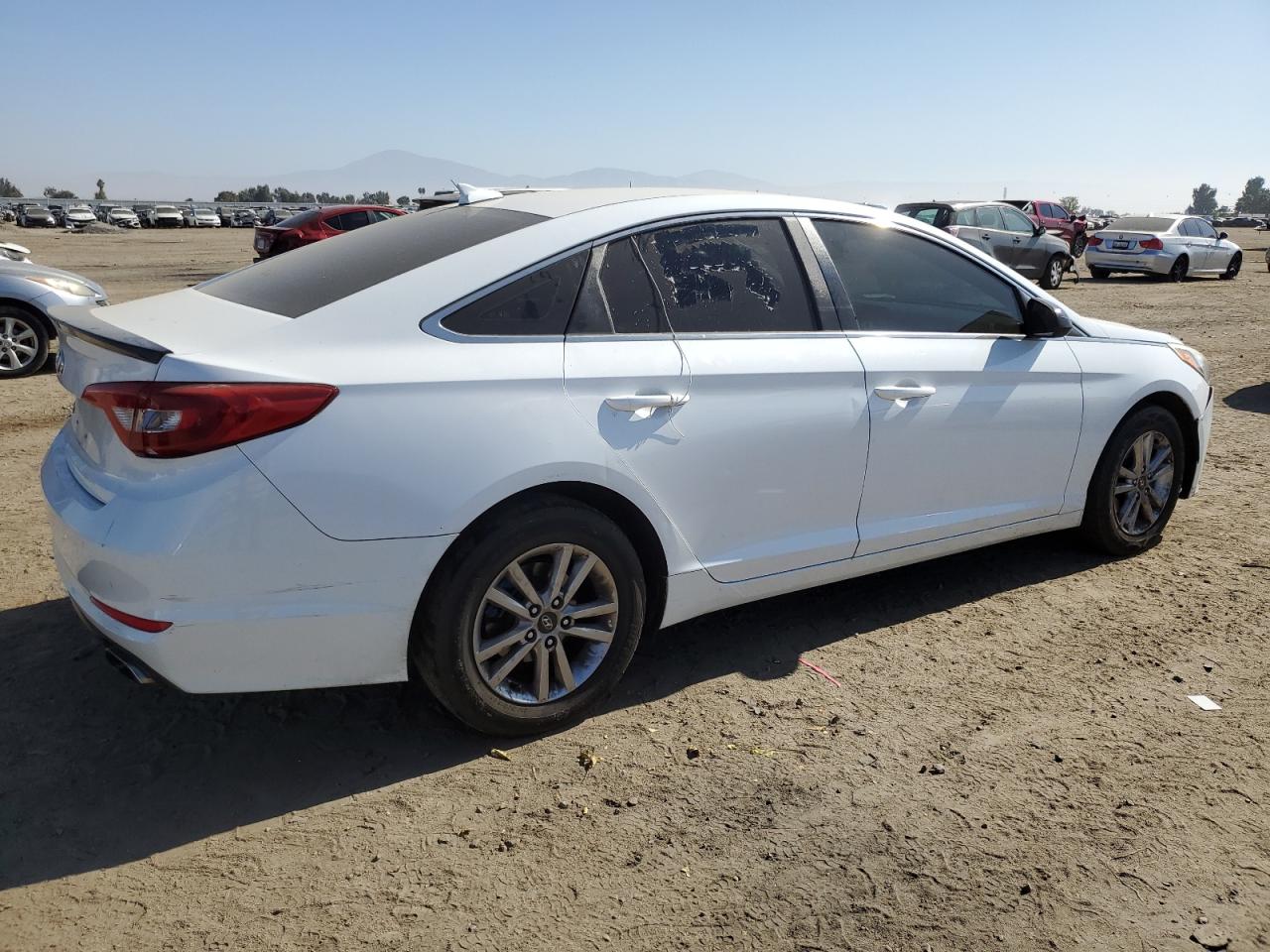 Изображение 3 2016 HYUNDAI SONATA SE 2016 с VIN 5NPE24AF4GH316136