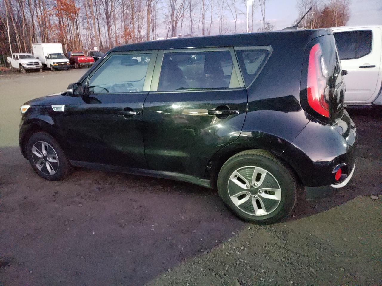 Obraz 2 z 2017 KIA SOUL EV  2017 z VIN KNDJP3AEXH7020786