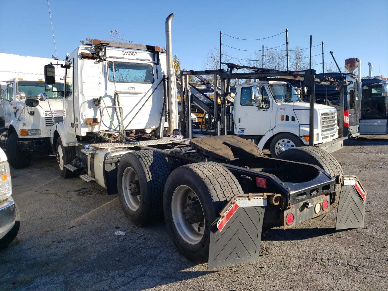 Изображение 3 2012 VOLVO VN VNM 2012 с VIN 4V4MC9DG5CN556725