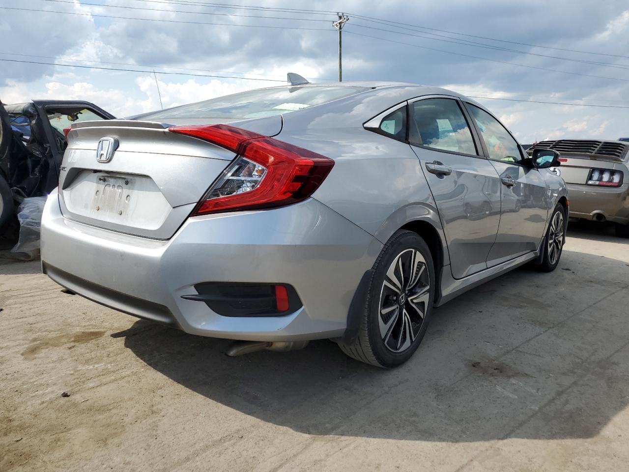 Изображение 3 2016 HONDA CIVIC EX 2016 с VIN 19XFC1F37GE038092
