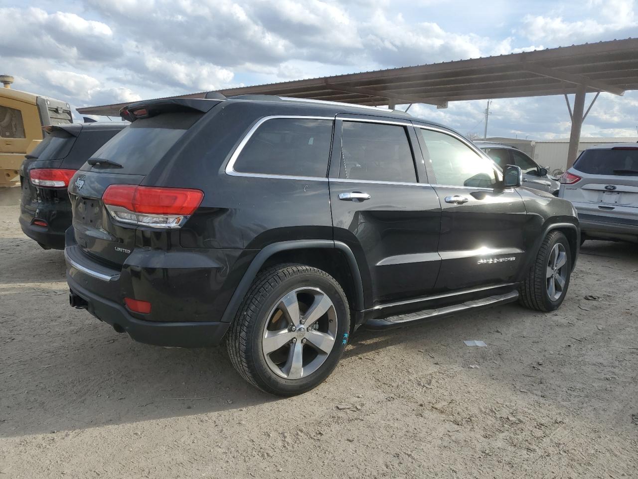 Image 3 of 2016 JEEP GRAND CHEROKEE LIMITED 2016 with VIN 1C4RJEBG6GC382314