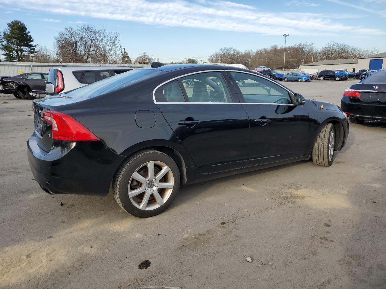 Изображение 3 2016 VOLVO S60 PREMIER 2016 с VIN YV126MFK7G2399604