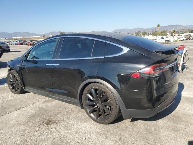 Изображение 2 2017 TESLA MODEL X  2017 с VIN 5YJXCAE24HF040570