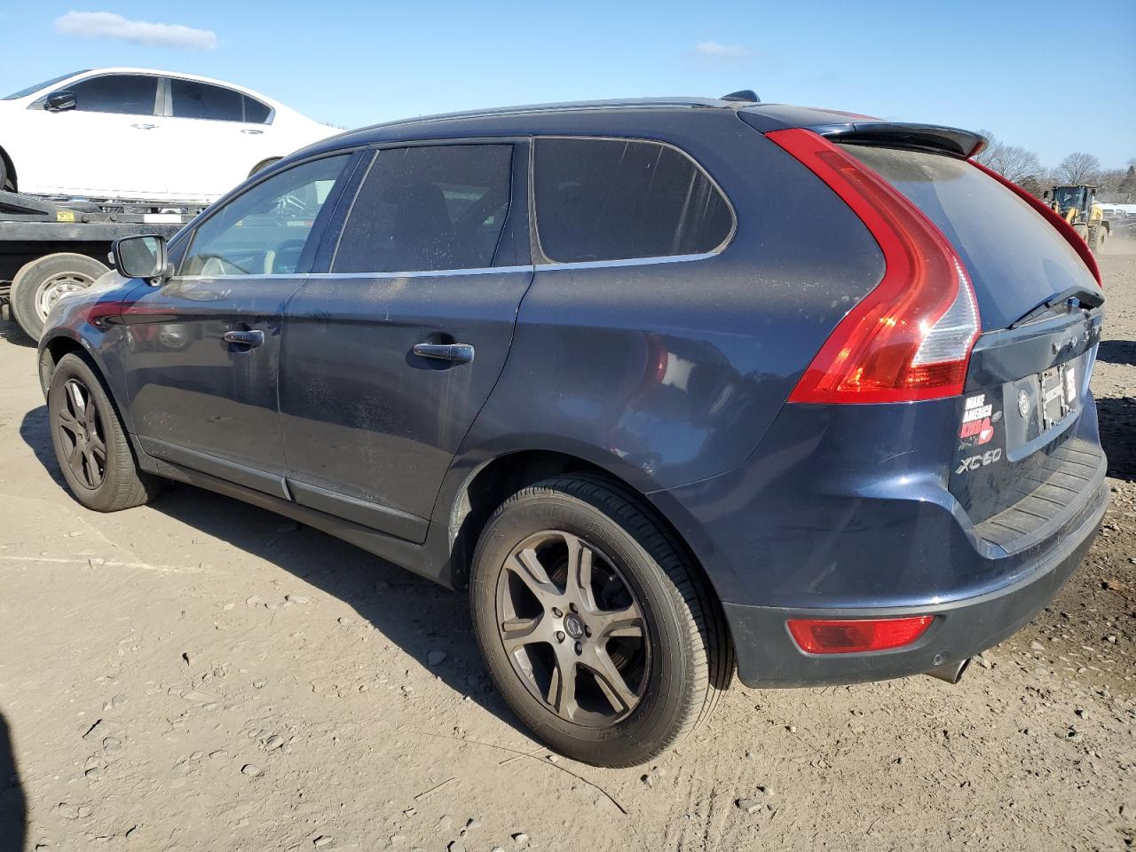 Obraz 2 z 2013 VOLVO XC60 T6 2013 z VIN YV4902DZ6D2388581