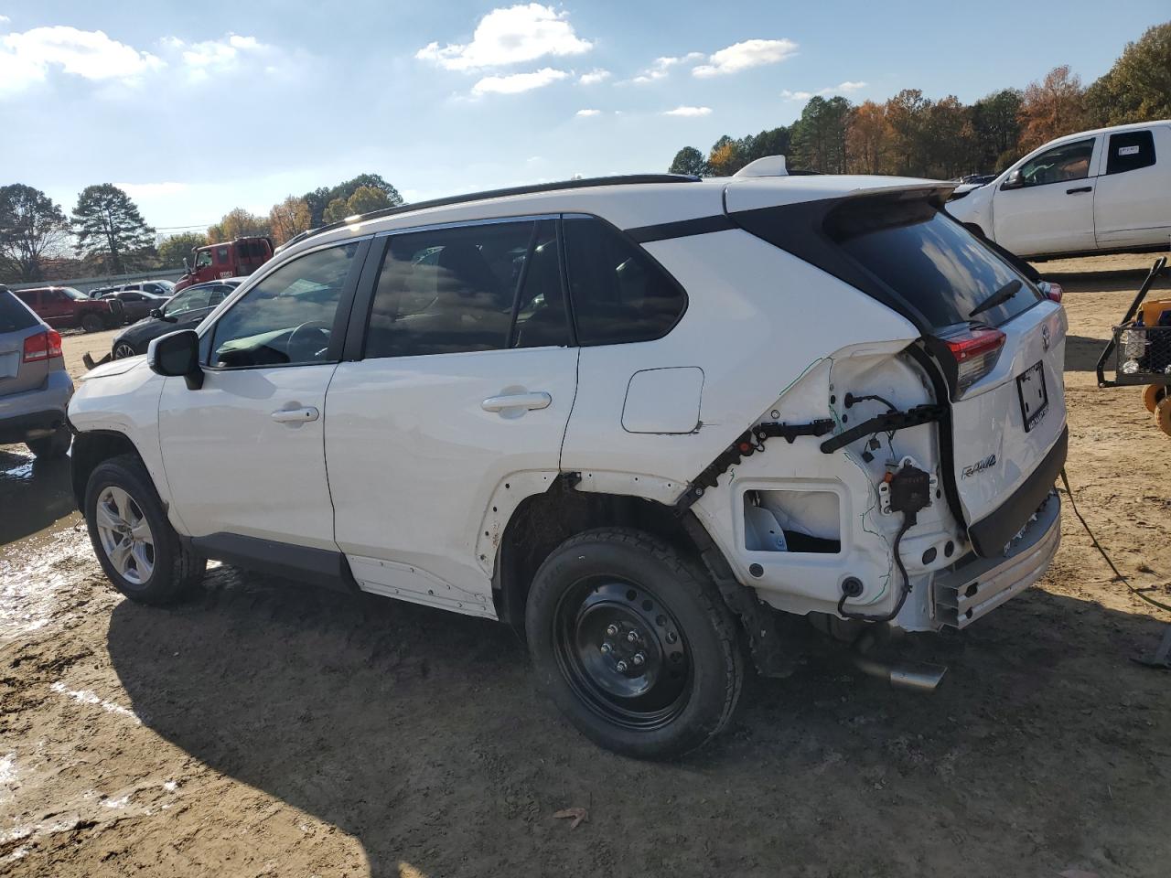 Image 2 of 2021 TOYOTA RAV4 XLE 2021 with VIN 2T3W1RFV9MW108715
