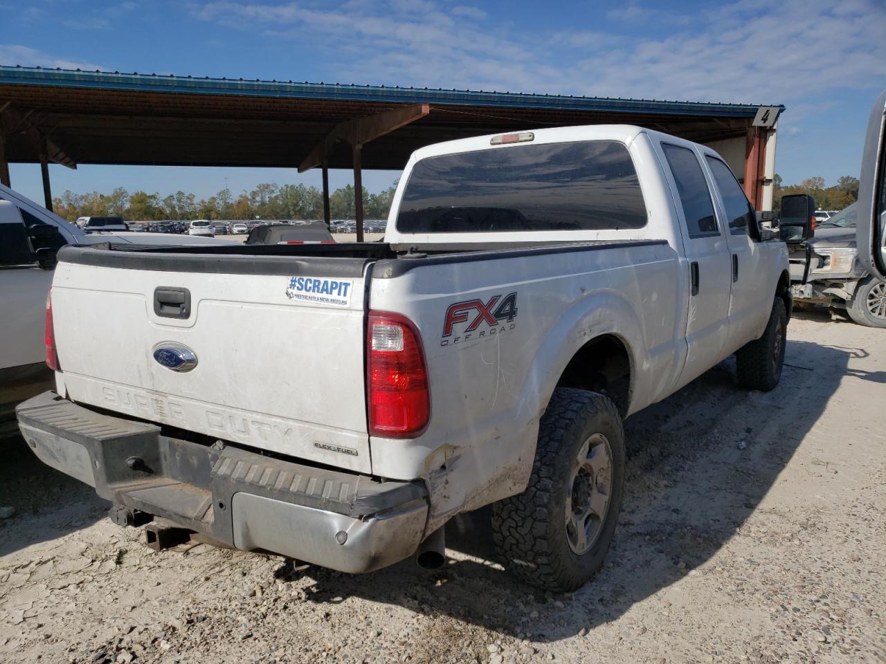 Image 3 of 2015 FORD F250 SUPER DUTY 2015 with VIN 1FT7W2B6XFED15815