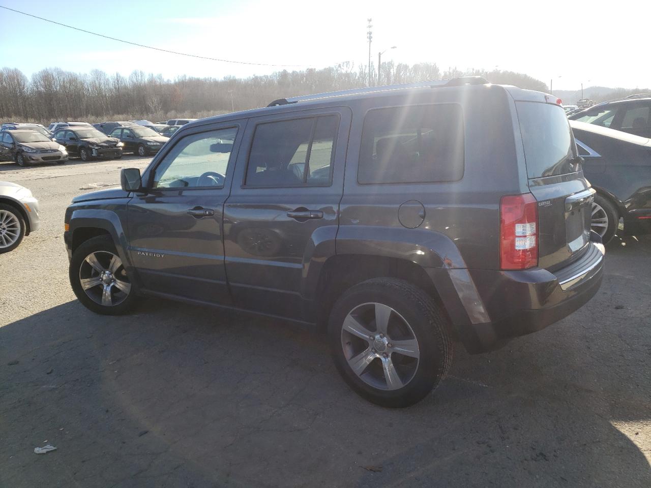 Obraz 2 z 2017 JEEP PATRIOT LATITUDE 2017 z VIN 1C4NJPFA7HD203113