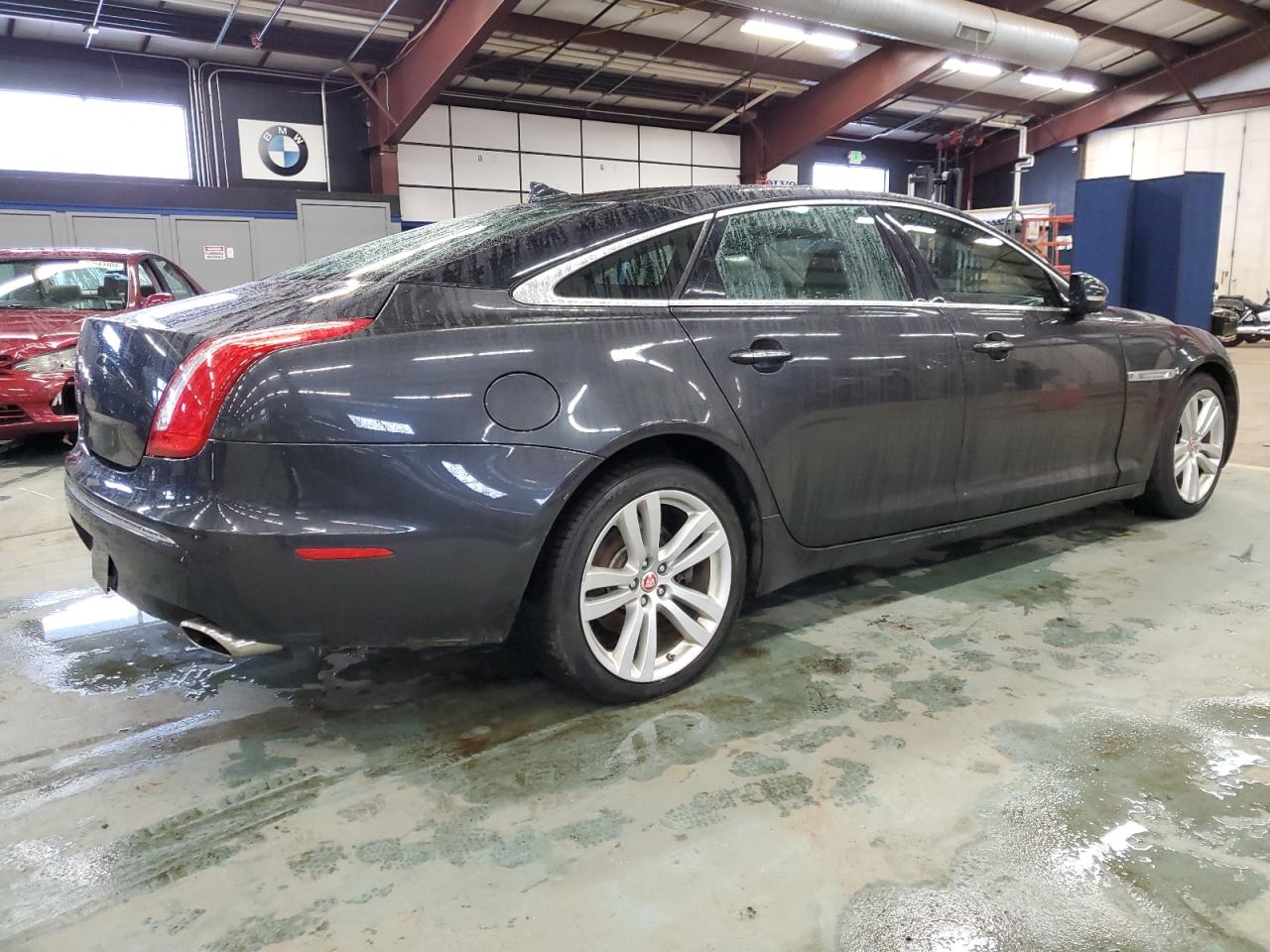 Image 3 of 2014 JAGUAR XJL PORTFOLIO 2014 with VIN SAJWJ2GD1E8V62530