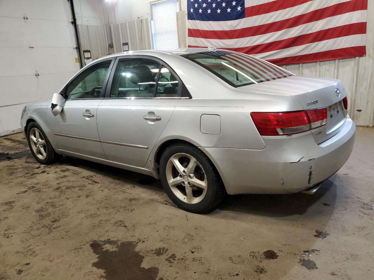 Image 2 of 2008 HYUNDAI SONATA SE 2008 with VIN 5NPEU46F98H372755