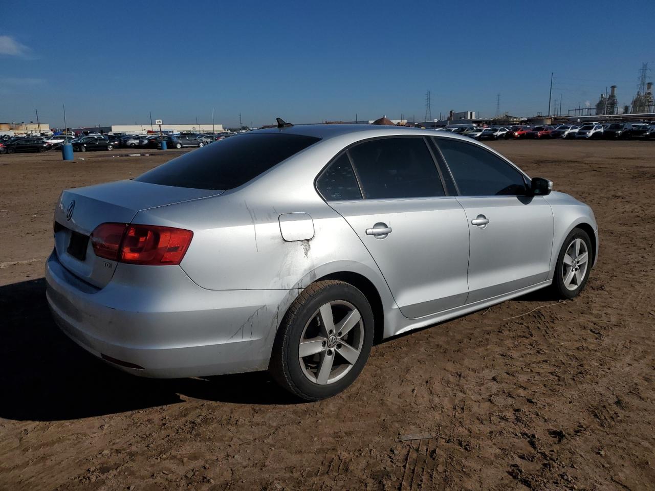 Image 3 of 2013 VOLKSWAGEN JETTA TDI 2013 with VIN 3VWLL7AJXDM444569
