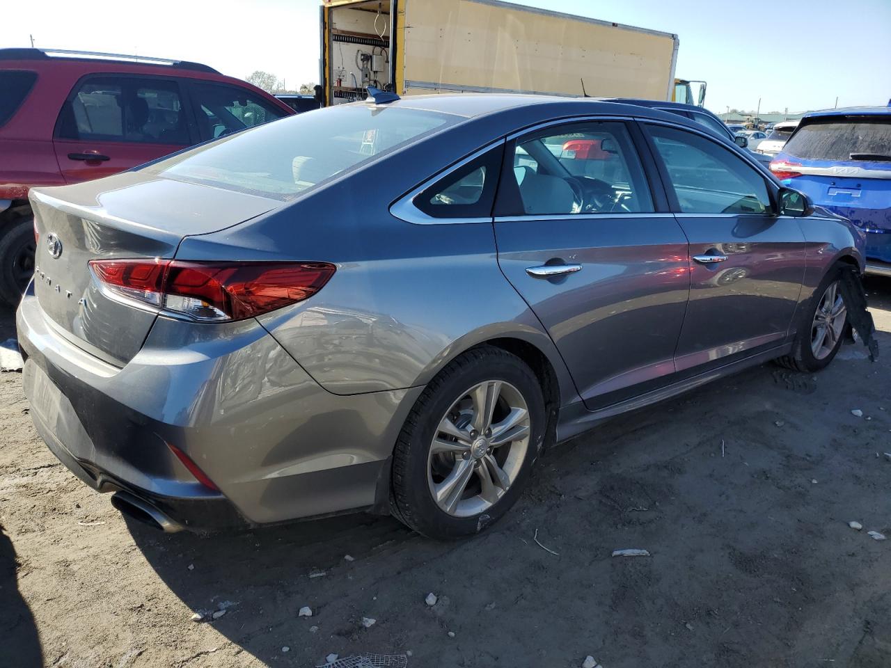 Image 3 of 2018 HYUNDAI SONATA SPORT 2018 with VIN 5NPE34AF5JH714718
