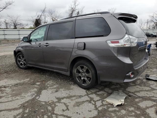 Изображение 2 2019 TOYOTA SIENNA SE 2019 с VIN 5TDEZ3DCXKS212289
