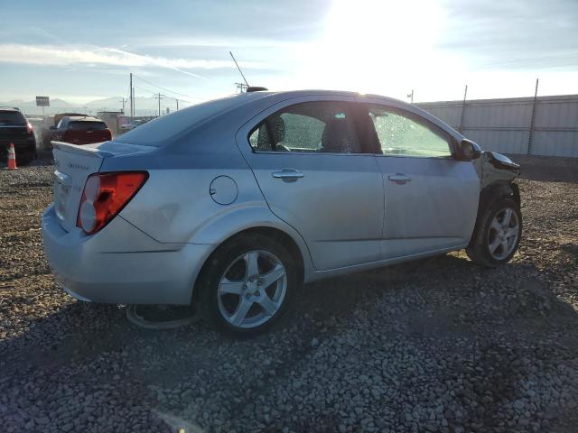 Obraz 3 z 2015 CHEVROLET SONIC LTZ 2015 z VIN 1G1JE5SBXF4210486