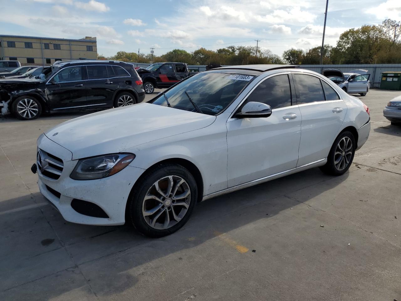 Изображение 1 2016 MERCEDES-BENZ C 300 4MATIC 2016 с VIN 55SWF4KB8GU133551