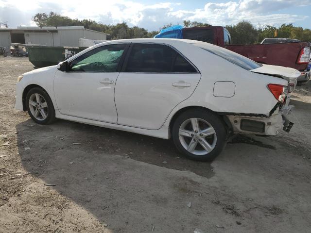 Obraz 2 z 2014 TOYOTA CAMRY L 2014 z VIN 4T1BF1FK7EU332521