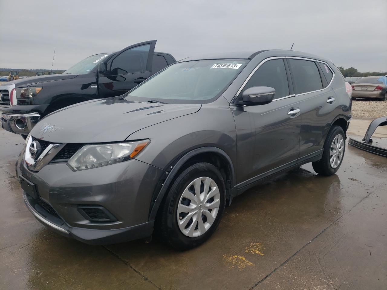 Image 1 of 2015 NISSAN ROGUE S 2015 with VIN KNMAT2MTXFP548003