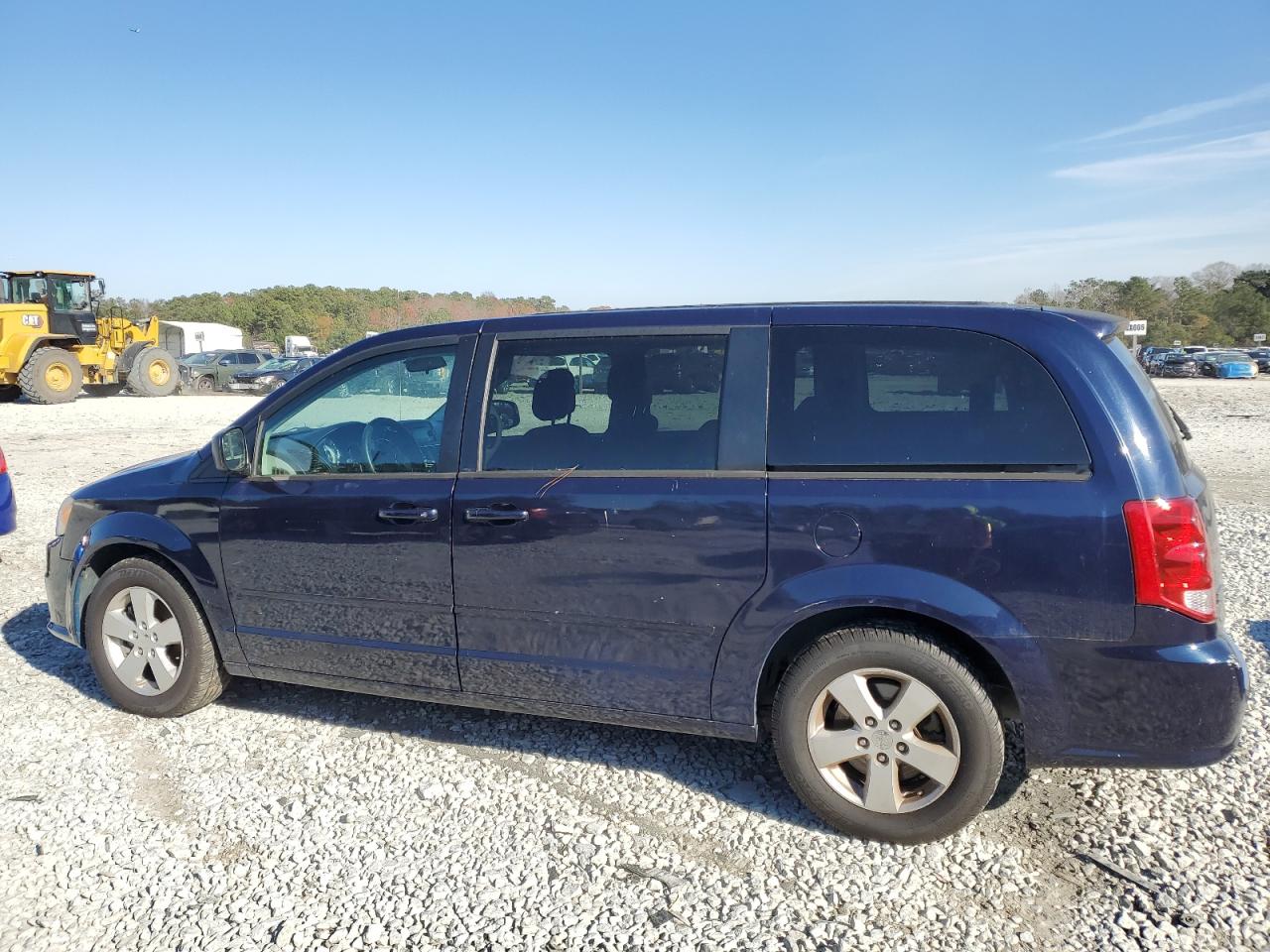 Image 2 of 2013 DODGE GRAND CARAVAN SE 2013 with VIN 2C4RDGBG8DR761126