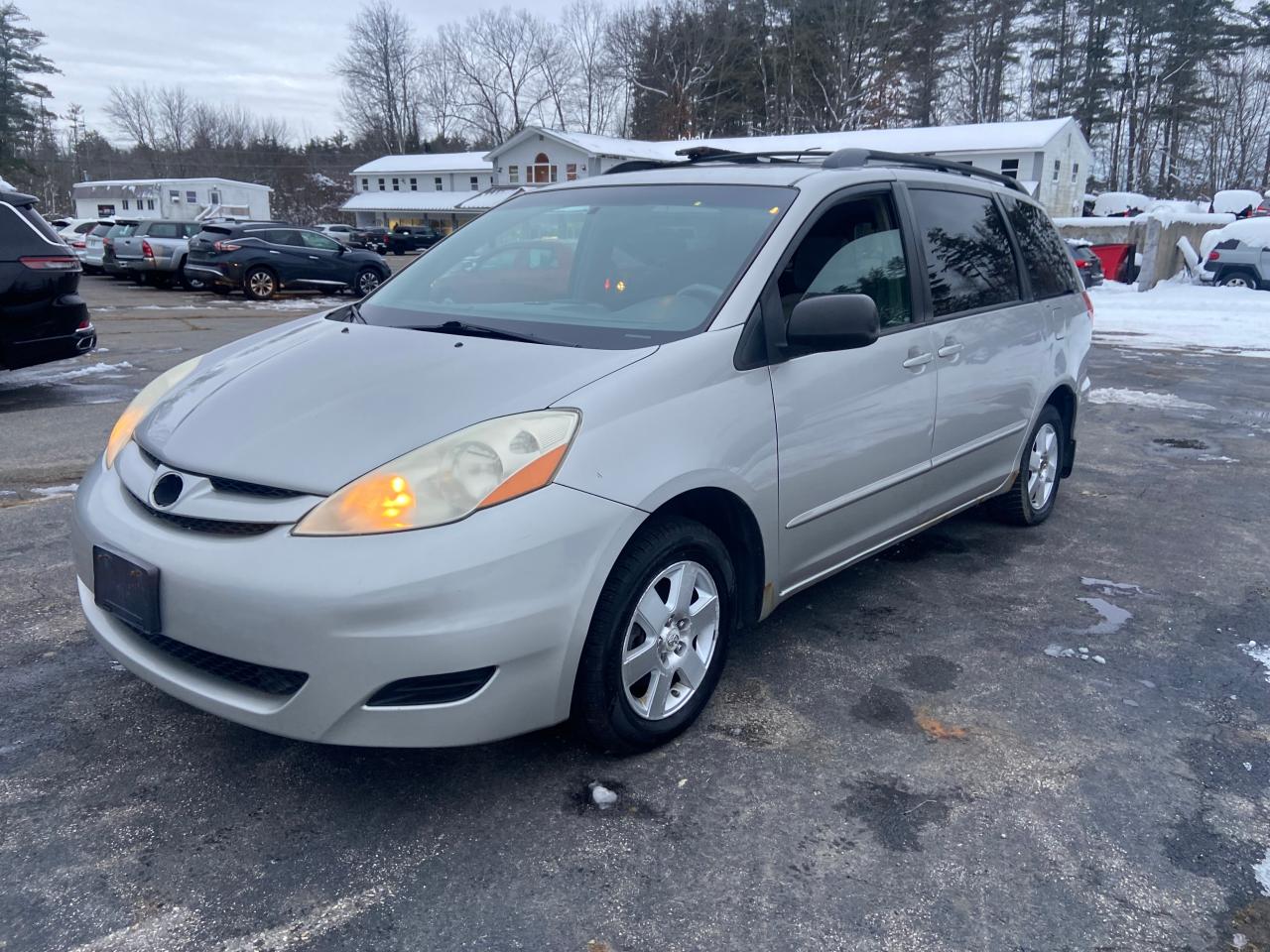 Image 2 of 2010 TOYOTA SIENNA CE 2010 with VIN 5TDKK4CC6AS315819