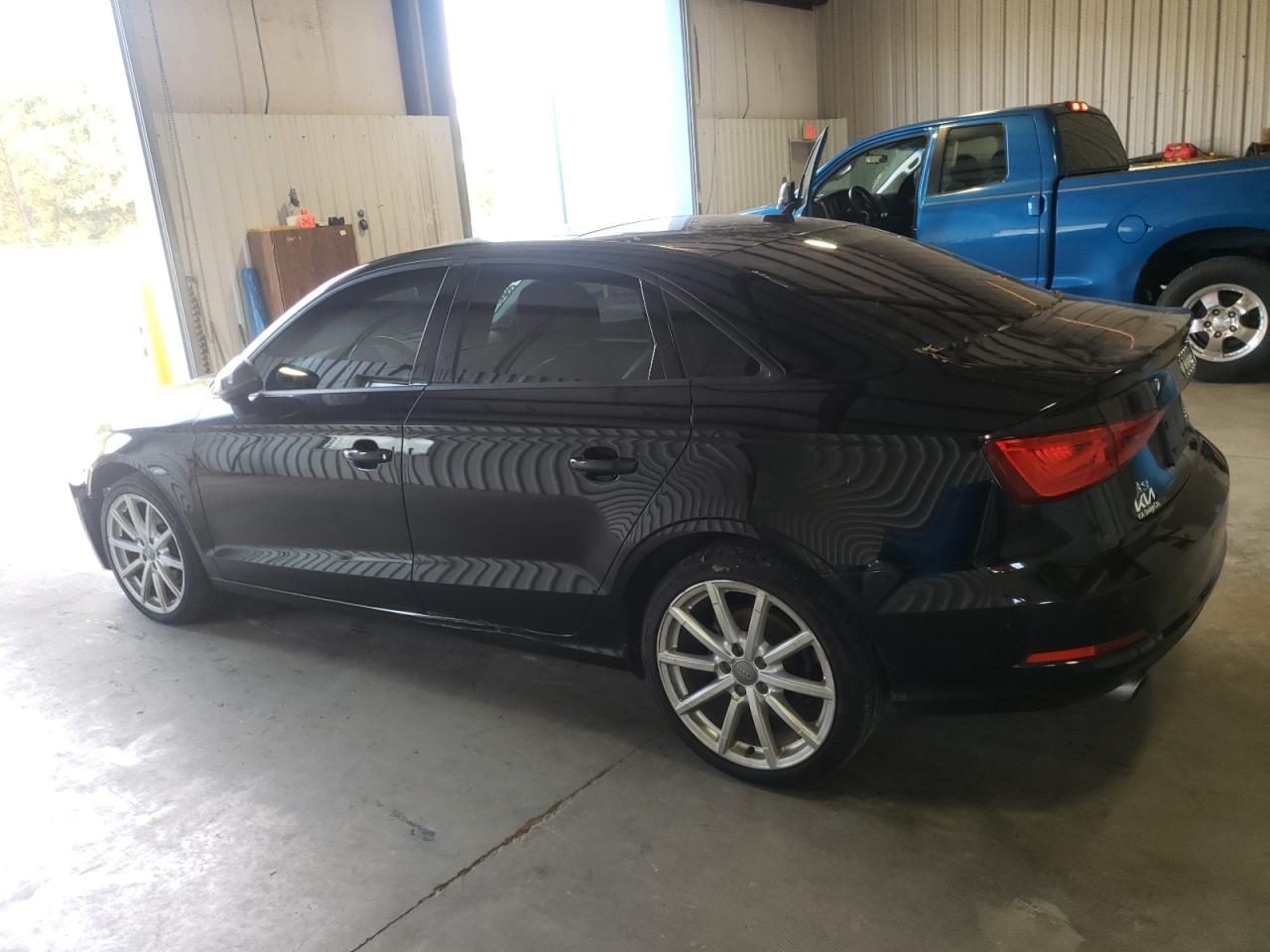 Obraz 2 z 2016 AUDI A3 PREMIUM 2016 z VIN WAUB8GFF7G1017501